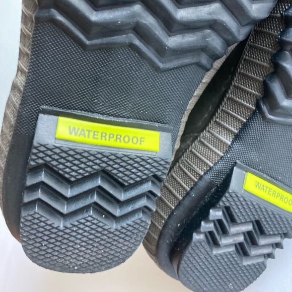 Sorel Khaki Canvas Rubber Waterproof Lace Up Ankle Boots size 4 - Picture 15 of 15